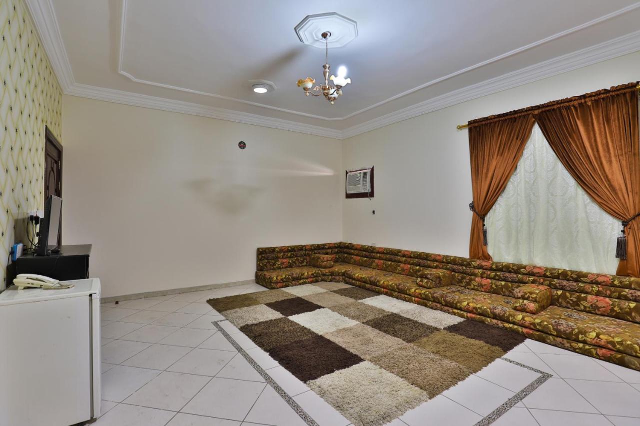 Oyo 277 Al Tamayoz Al Raqi Furnished Units 3 ジェッダ エクステリア 写真