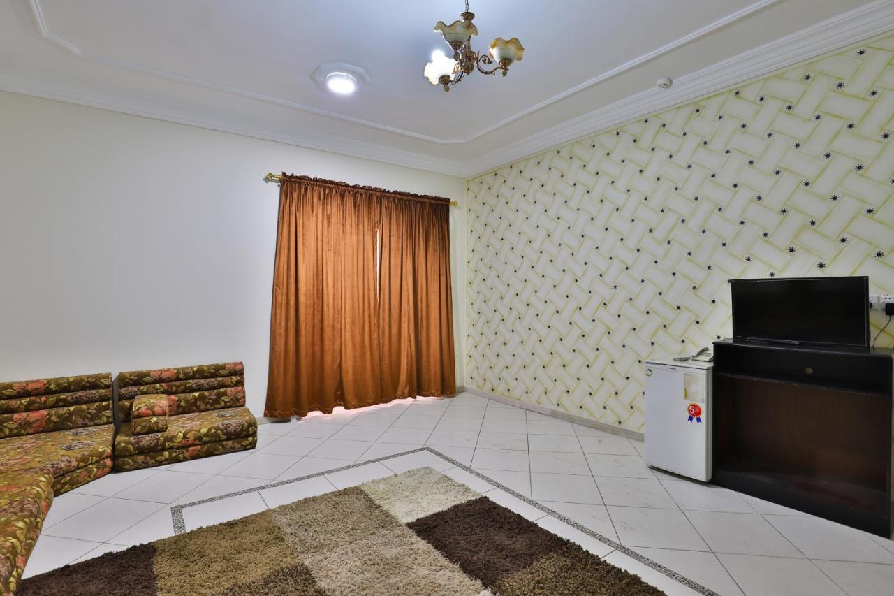 Oyo 277 Al Tamayoz Al Raqi Furnished Units 3 ジェッダ エクステリア 写真