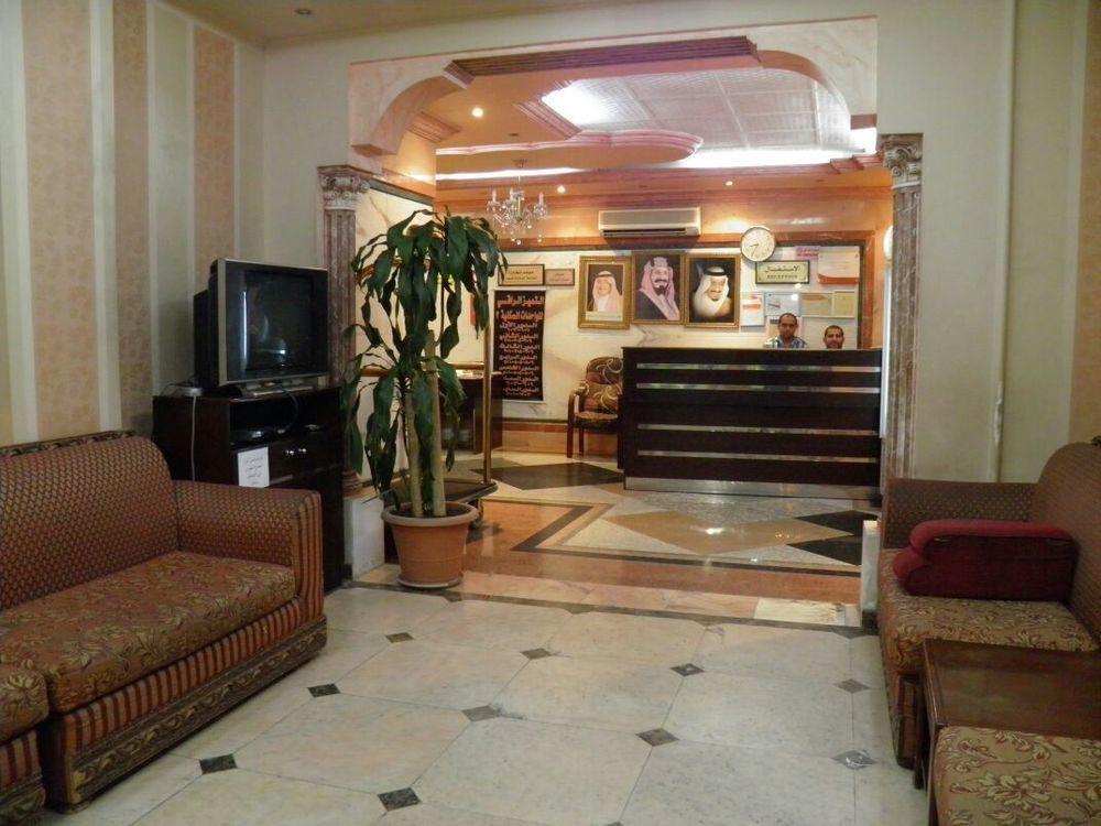 Oyo 277 Al Tamayoz Al Raqi Furnished Units 3 ジェッダ エクステリア 写真